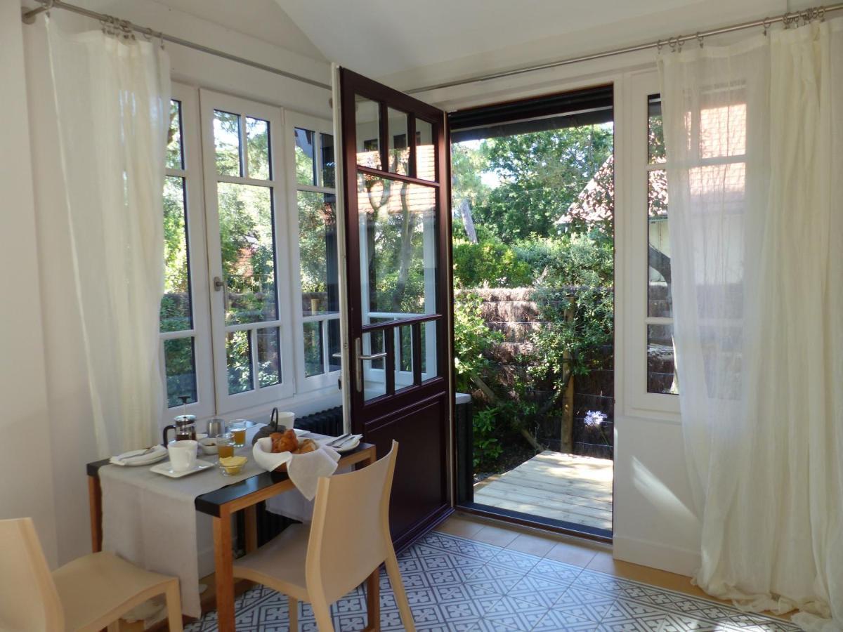 L'Estantat Bed & Breakfast Ла Тест-де-Бух Екстериор снимка